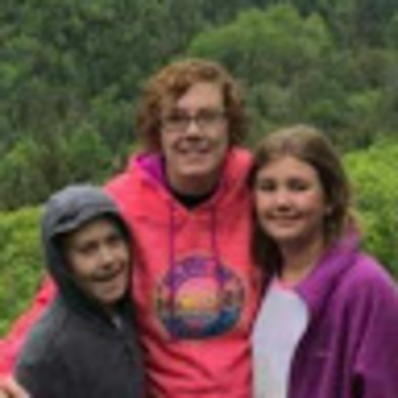 Meet your Posher, Cheri - Picture 1 of 1